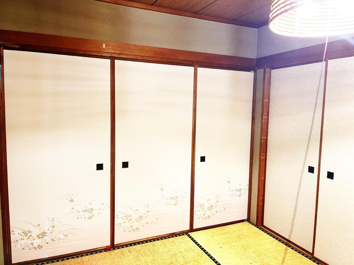 Tatami Room & Living Room Equipped With Multinational Tv And Fire, Bbq Corner In Tokyo Downtown House Dış mekan fotoğraf